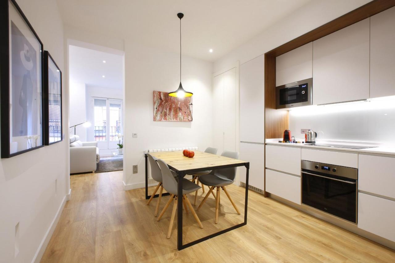 Ferienwohnung Tirso Boutique Madrid Exterior foto
